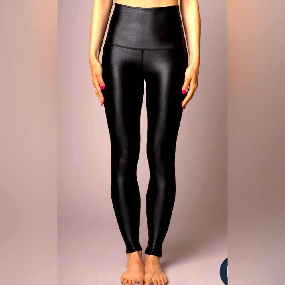 Emily Hsu Designs Black High-Waist Shiny Leggings